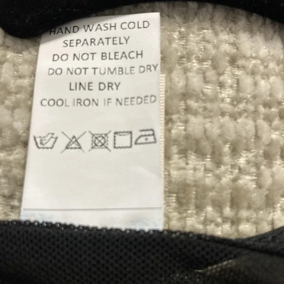 Sew in Love Black Mesh Upper Short Sleeve Floral Top w/Keyhole Neck - SZ XL - Picture 9 of 11